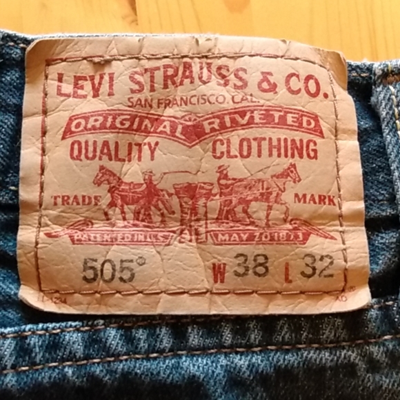 Levi's Other - Levi 505 jeans 38x32